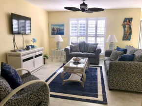 Quiet beach resort condo on famous Bowman's Beach - Blind Pass G103